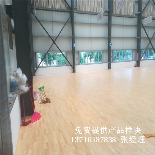 體育木地板廠家,籃球場館木地板價(jià)格,體育運(yùn)動(dòng)木地板 體育木地板廠家,籃球場館木地板價(jià)格,體育運(yùn)動(dòng)木地板